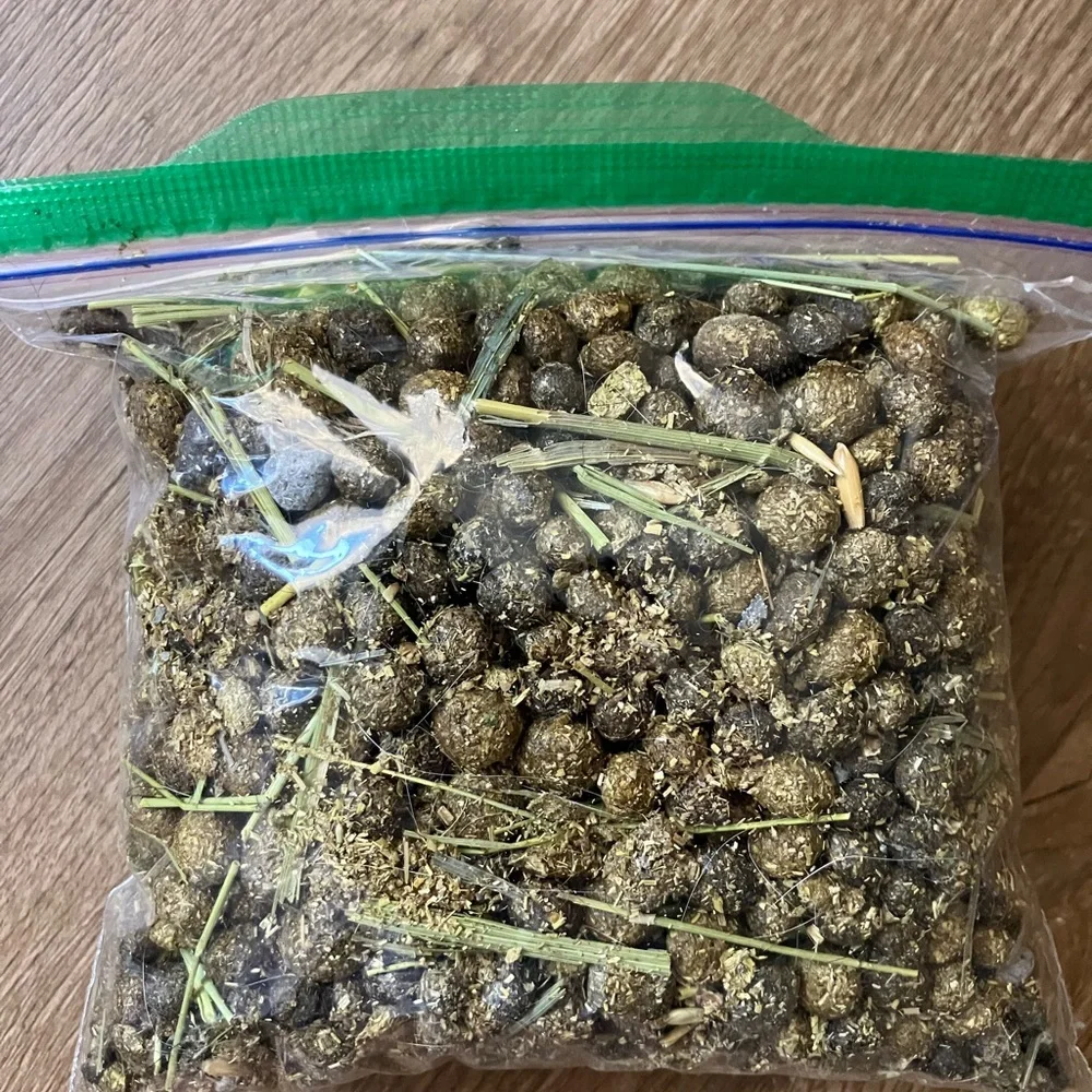 Partially Decomposed Rabbit Manure Fertilizer - Picture 2 of 2